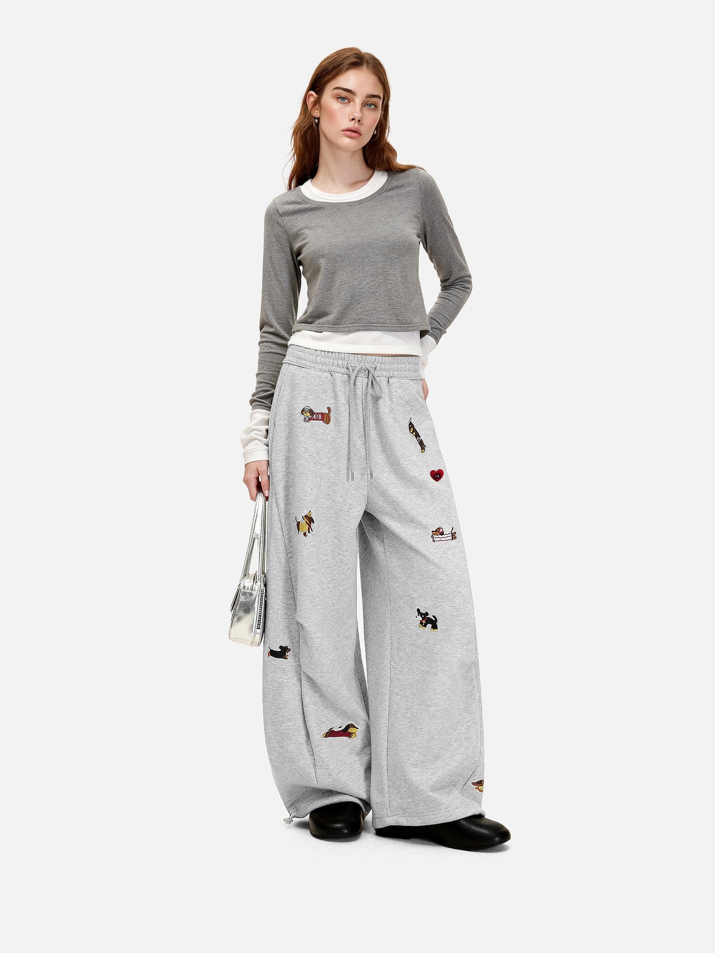 Embroidered Barrel Sweatpants